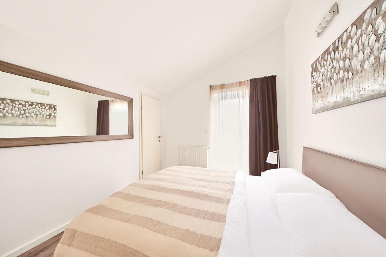 Ribarska Koliba Aparthotel 4*